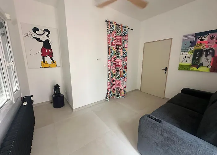 Independant Avec Parking